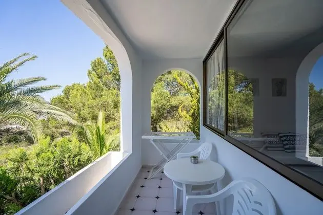 Apart Daire, 1 Yatak Odası, Balkon, Havuz Manzaralı