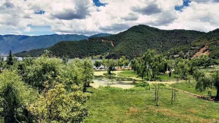 Signature İki Ayrı Yataklı Oda (with View)