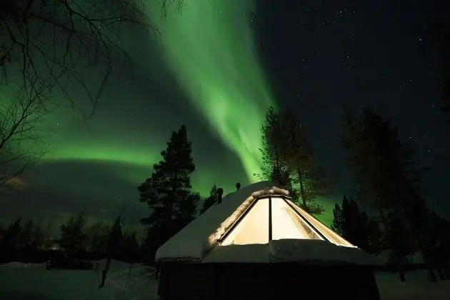 Aurora Cabin