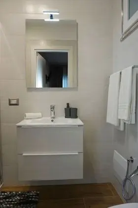 Comfort Tek Büyük Yataklı Oda, Balkon, Şehir Manzaralı (Puglia)