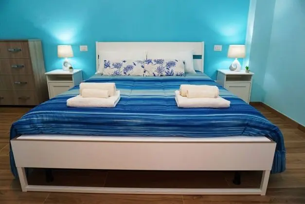 Deluxe Tek Büyük Yataklı Oda, Balkon, Şehir Manzaralı (Mare)