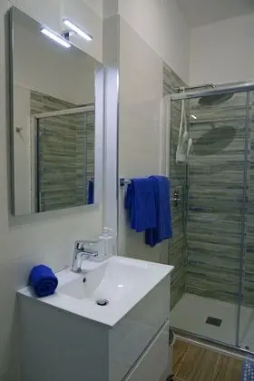 Deluxe Tek Büyük Yataklı Oda, Balkon, Şehir Manzaralı (Mare)