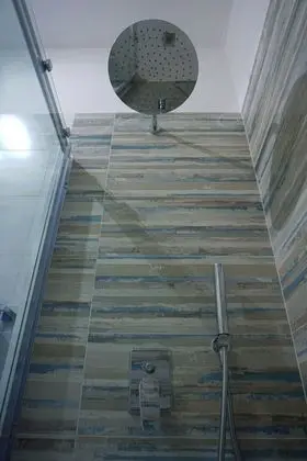 Deluxe Tek Büyük Yataklı Oda, Balkon, Şehir Manzaralı (Mare)