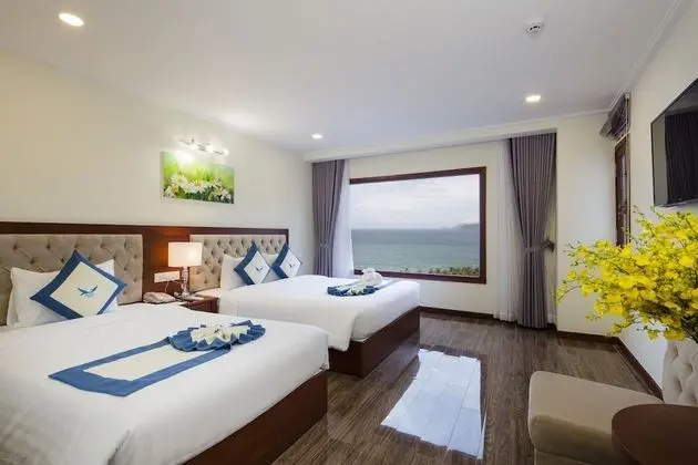 Deluxe Tek Büyük veya İki Ayrı Yataklı Oda, Deniz Manzaralı