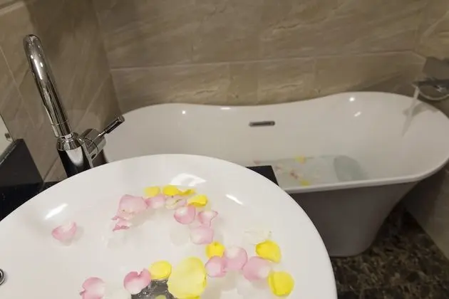 Deluxe Tek Büyük veya İki Ayrı Yataklı Oda, Deniz Manzaralı