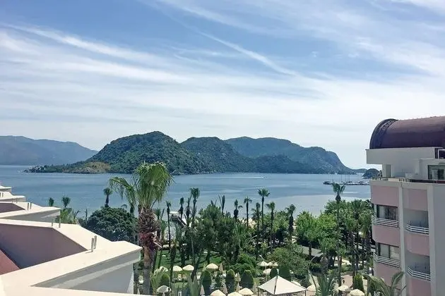 https://imagessl.etstur.com/files/images/hotelImages/TR/50461/l/Hotel-Aqua-Marmaris-Oda-279294.jpg