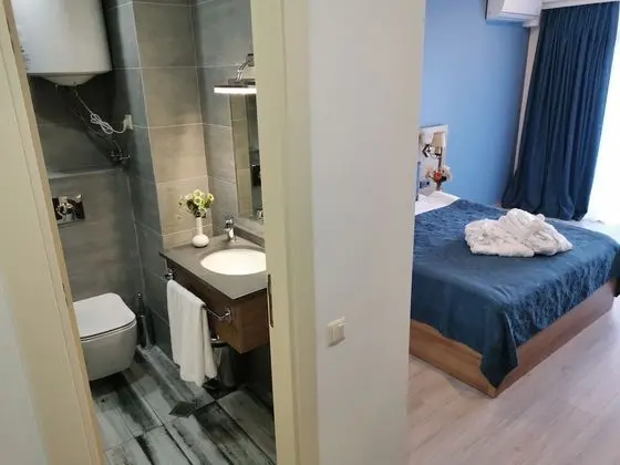 Standard Tek Büyük veya İki Ayrı Yataklı Oda