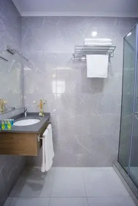 Standard Tek Büyük veya İki Ayrı Yataklı Oda