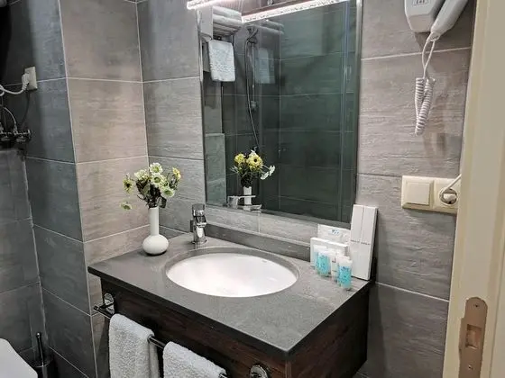 Standard Tek Büyük veya İki Ayrı Yataklı Oda