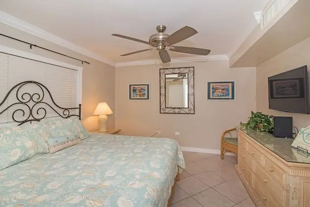 Condo 12, 2 Bedrooms, Ocean View