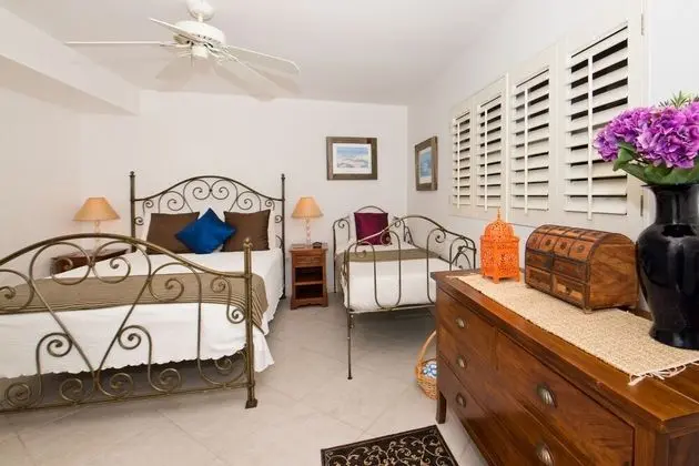 Condo 18, 2 Bedrooms, Ocean View
