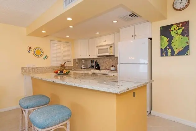Condo 5, 2 Bedrooms, Ocean View