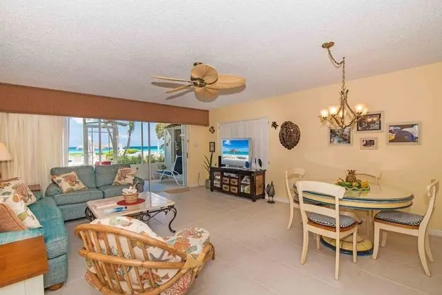 Condo 5, 2 Bedrooms, Ocean View