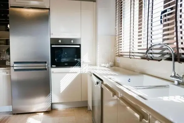 Apart Daire, 3 Yatak Odası, Havuz Manzaralı