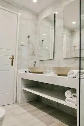 Apart Daire, 3 Yatak Odası, Havuz Manzaralı