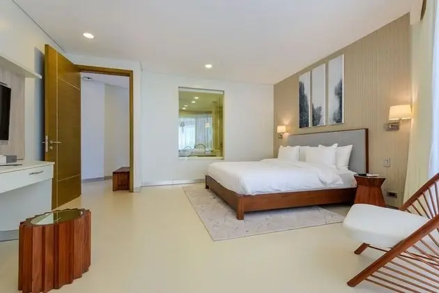 Premier Süit (One Bedroom Pool View)