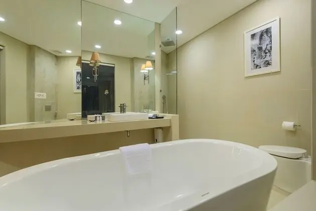 Premier Süit (One Bedroom Pool View)