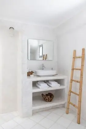 Villa, 5 Yatak Odası, Deniz Manzaralı, Denize Sıfır