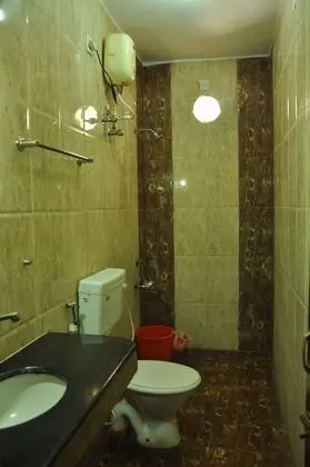 Business Tek Büyük Yataklı Oda, 1 En Büyük (King) Boy Yatak, Havuz Kullanımı, Bahçeli