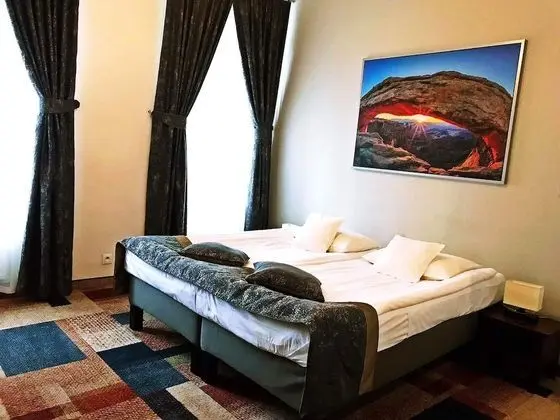 Standard Tek Büyük Yataklı Oda