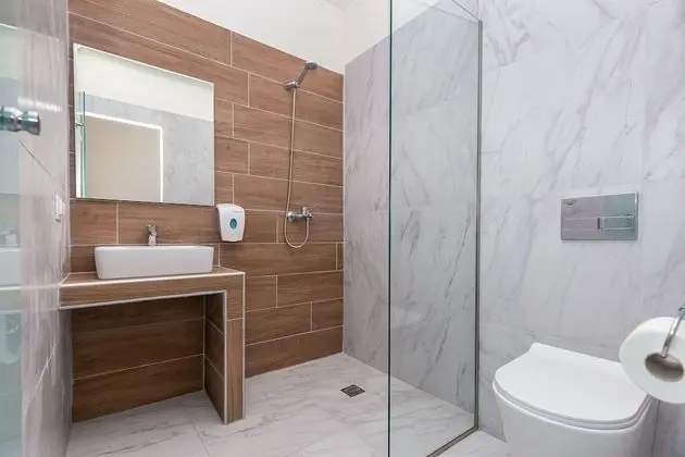 Dört Kişilik Oda, Balkon, Deniz Manzaralı