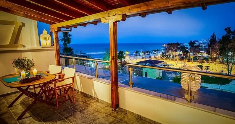 Süit, 2 Yatak Odası, Balkon, Deniz Manzaralı