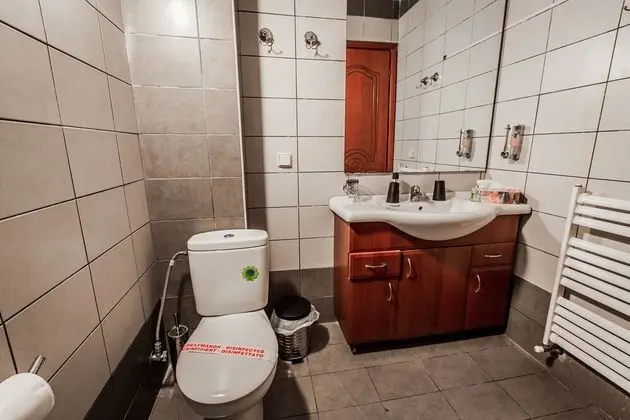 Üç Kişilik Oda, Şehir Manzaralı
