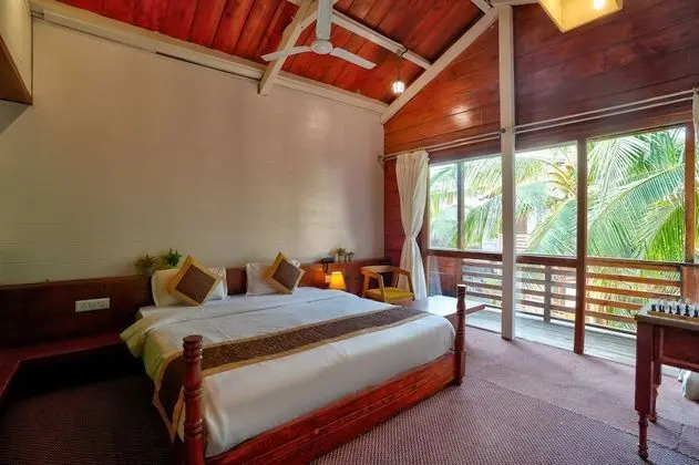 Deluxe Kır Evi, Havuz Manzaralı