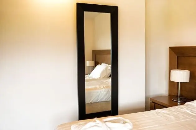 Comfort Tek Büyük veya İki Ayrı Yataklı Oda