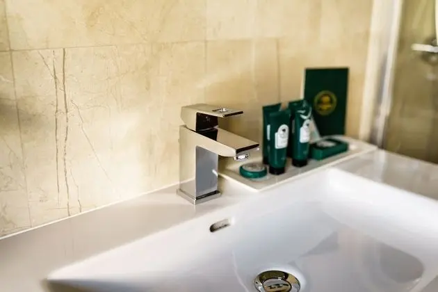 Comfort Tek Büyük veya İki Ayrı Yataklı Oda