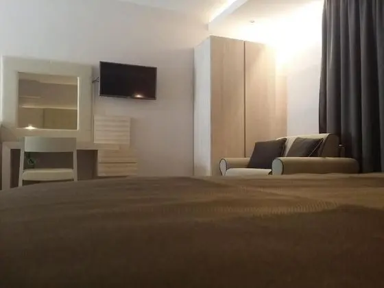 Economy Süit, Bahçe Manzaralı