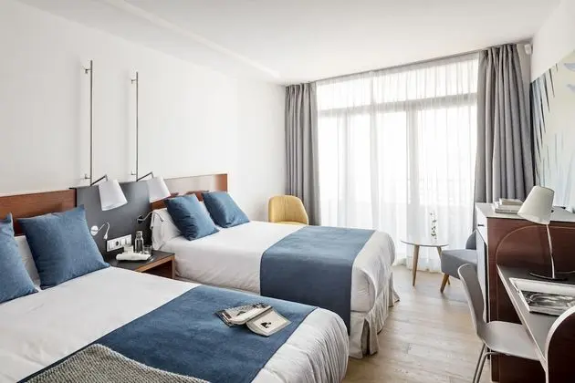 Design Dört Kişilik Oda (4 Adults)