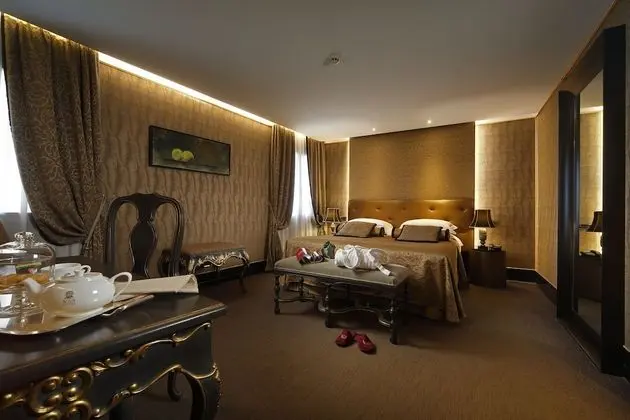 Junior Süit, Kanal Manzaralı