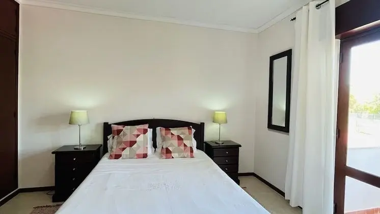 Apart Daire, 2 Yatak Odası, Havuz Kullanımı, Bahçe Manzaralı