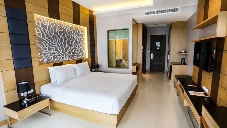 Deluxe Tek Büyük Yataklı Oda