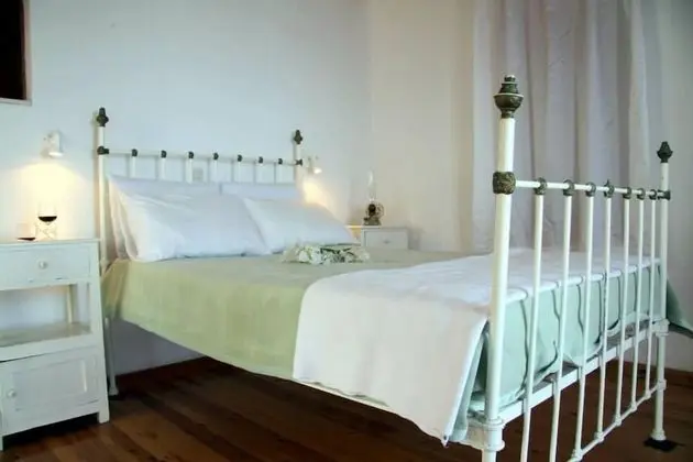 Comfort Tek Büyük veya İki Ayrı Yataklı Oda