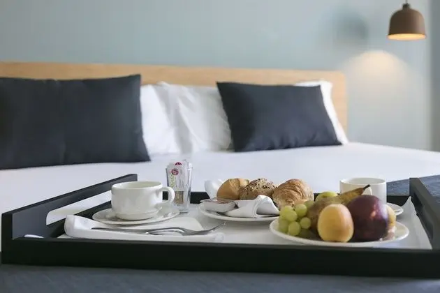 Design Tek Büyük Yataklı Oda