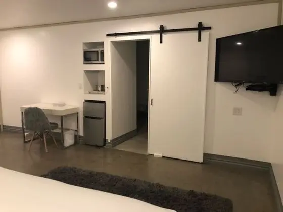 Comfort Oda, 1 En Büyük (King) Boy Yatak, Engellilere Uygun