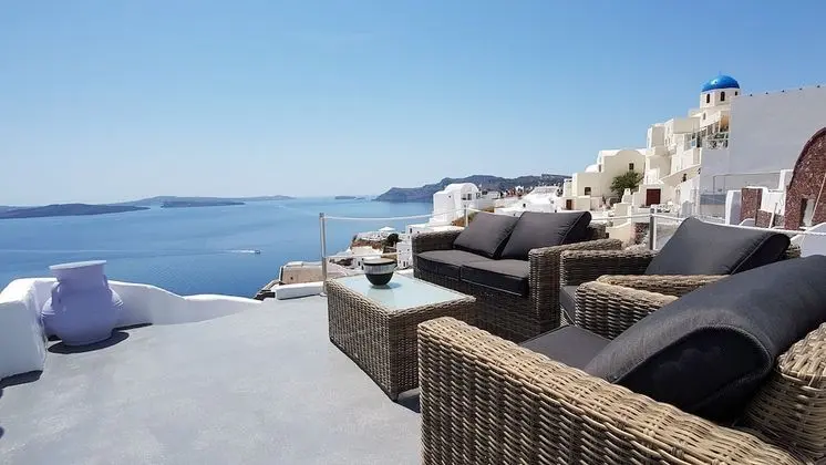 Ev (Outdoor Jetted Tub, Sea View)