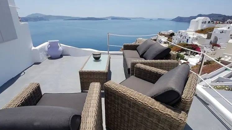 Ev (Outdoor Jetted Tub, Sea View)