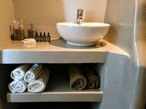 Ev (Outdoor Jetted Tub, Sea View)