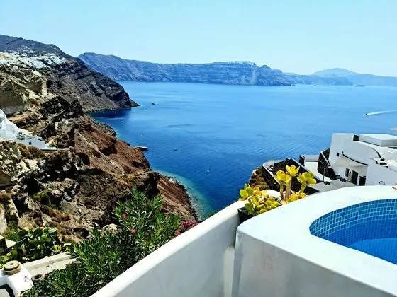 Superior Villa (Outdoor Jetted Tub, Sea View)