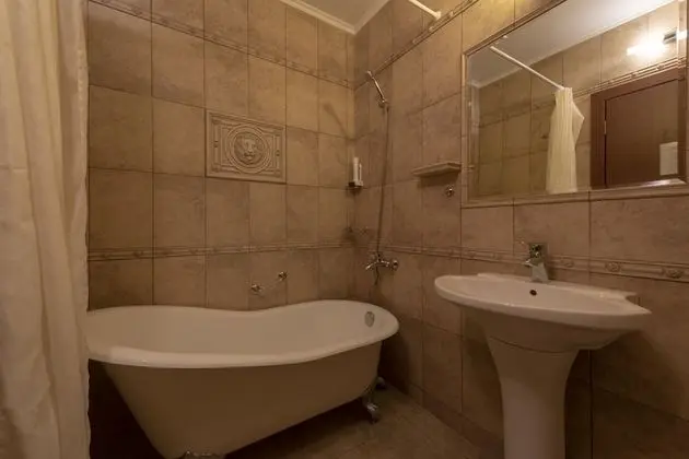 Tek Büyük veya İki Ayrı Yataklı Oda, Deniz Manzaralı