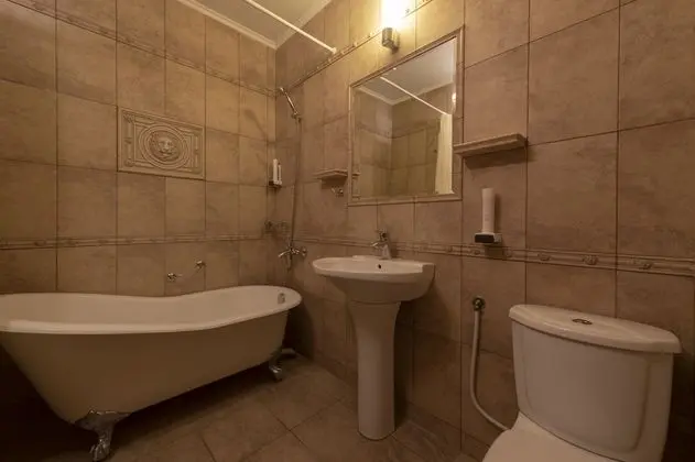 Tek Büyük veya İki Ayrı Yataklı Oda, Deniz Manzaralı