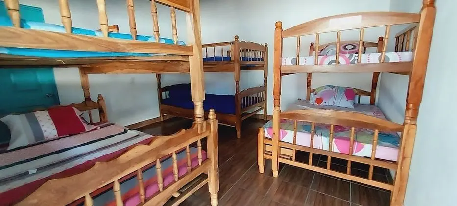 Family Tek Büyük Yataklı Oda