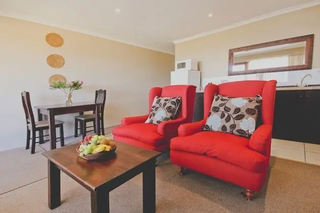 Deluxe Süit, 1 Yatak Odası (Self-catering suites - Twin/King beds)