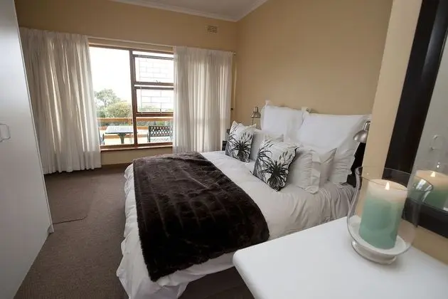 Luxury Tek Büyük veya İki Ayrı Yataklı Oda, 1 Yatak Odası (Self-catering suite - Queen bed )