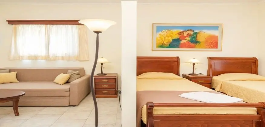 Stüdyo (2 adults + 2 children up to 12 years)