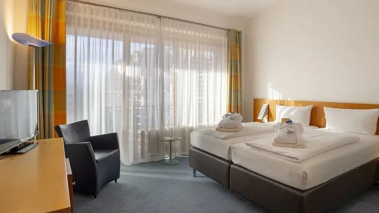 Comfort Tek Büyük Yataklı Oda