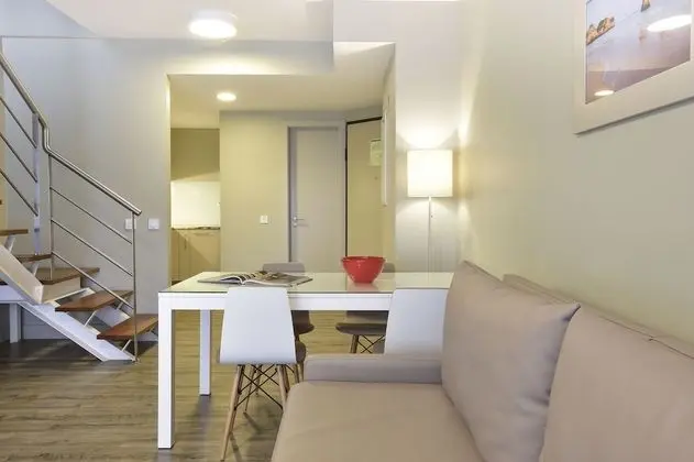 T1 Premium Duplex